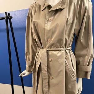 Luxurious Vintage Trench Coat